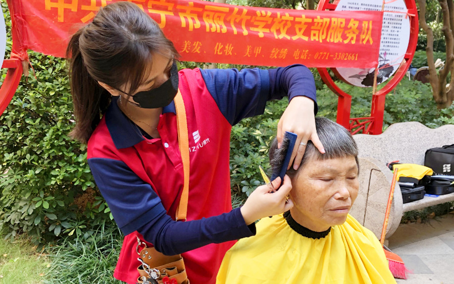 頭發(fā)的軟硬和什么有關(guān)？從零開始學(xué)美發(fā)廣西