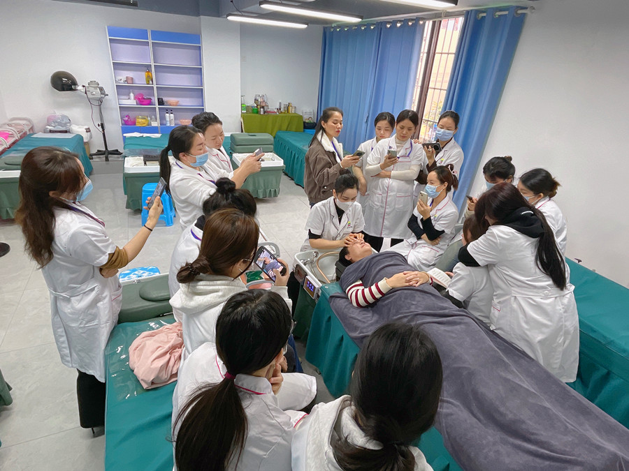 不同時(shí)間進(jìn)行頭療的好處，南寧頭療專業(yè)講解