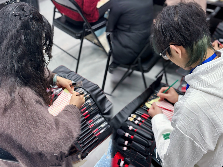 南寧化妝初學(xué)：化妝新手入門(mén)工具介紹