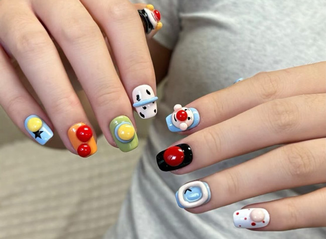 春日卡通美甲，廣西美甲造型培訓整合