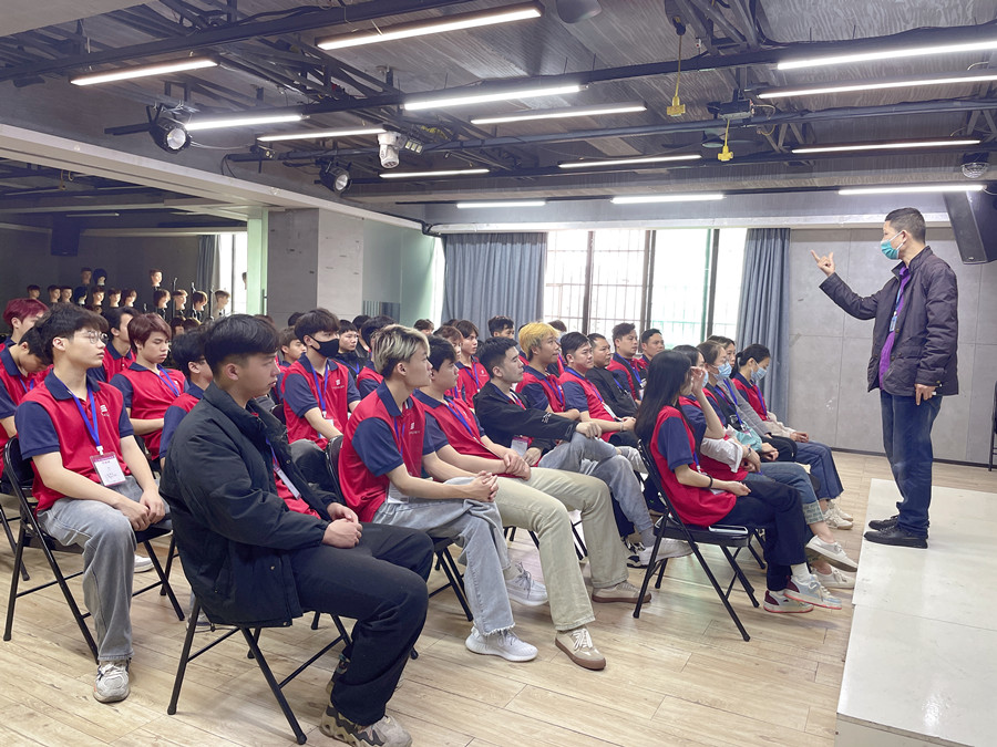 廣西美發(fā)快剪學(xué)校：美發(fā)快剪的特點