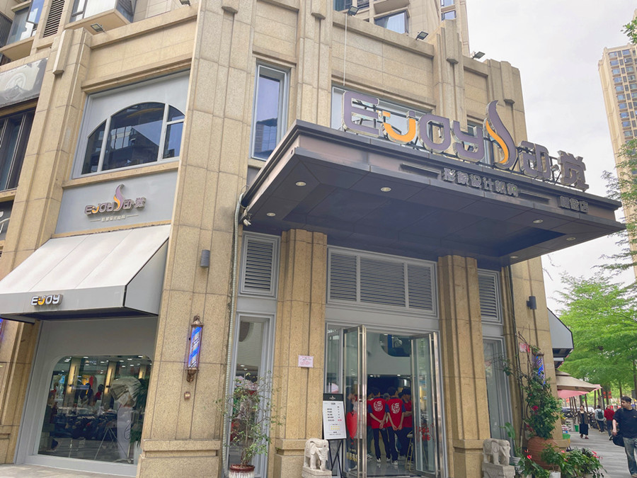 有圖有真相！南寧美發(fā)畢業(yè)就業(yè)到店參觀