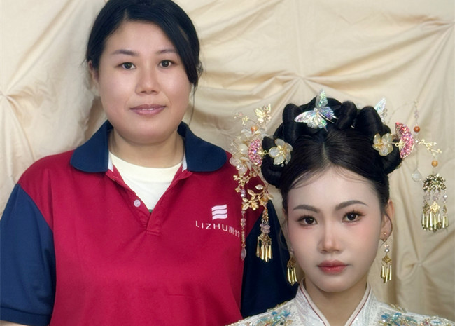 新中式秀禾，南寧化妝學(xué)校十大品牌