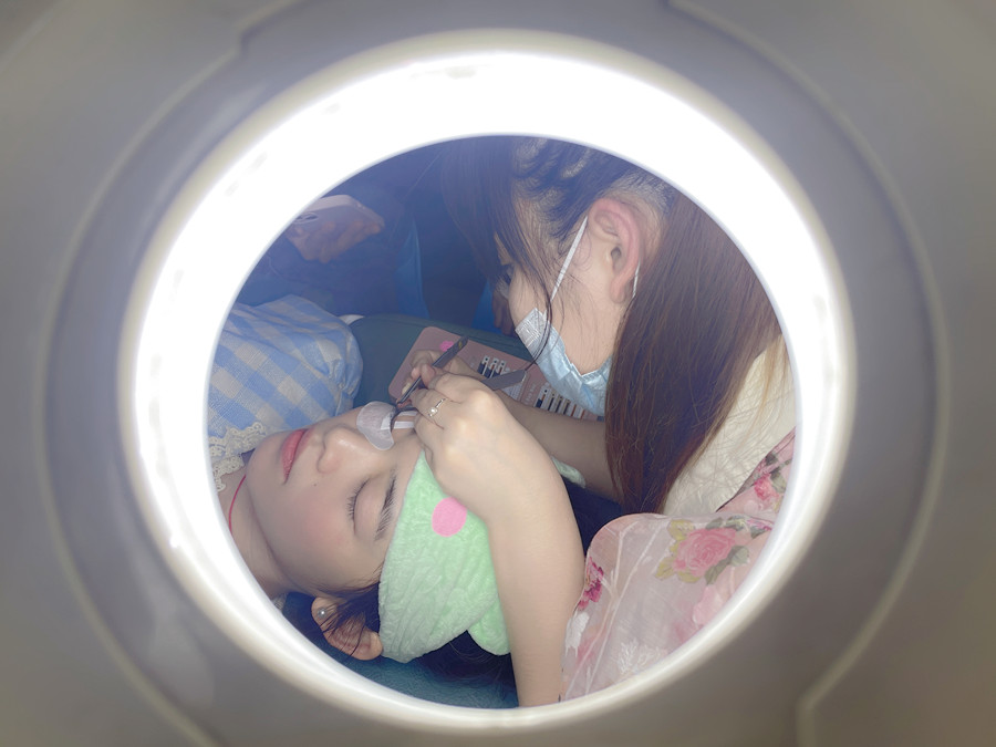 南寧美睫哪里專業(yè)？南寧學(xué)美睫去哪里？