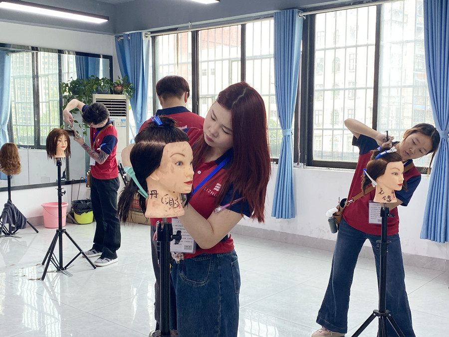 三角形堆積重量，南寧美發(fā)學(xué)校課程