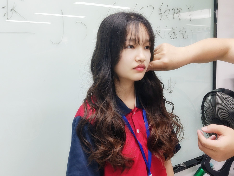 操作紋理卷教程，廣西電棒造型教學(xué)