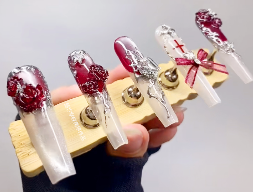 哥特風(fēng)美甲的特點，廣西美甲專業(yè)教學(xué)解