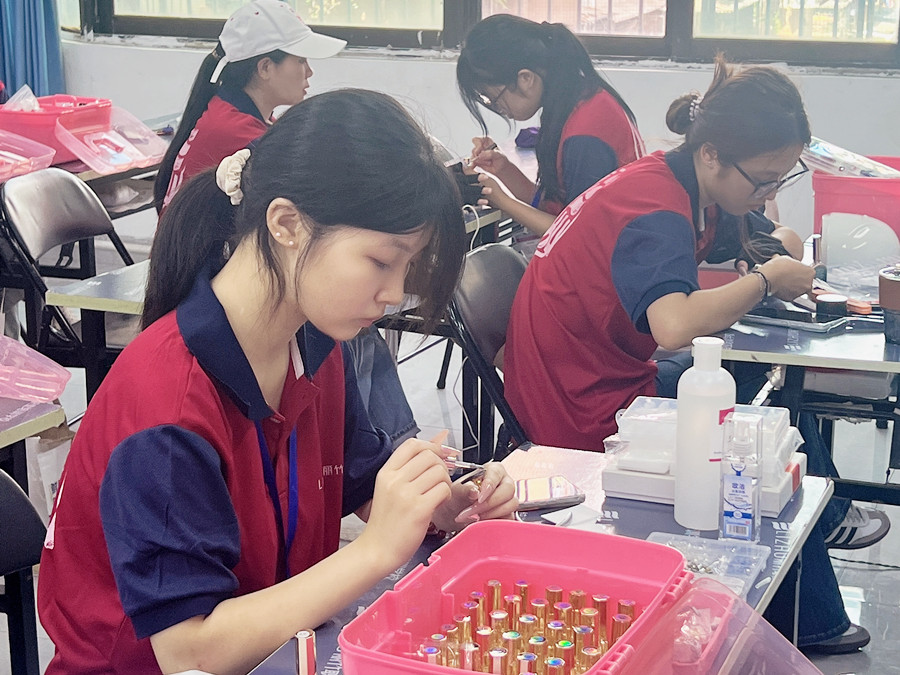 單色美甲練習(xí)，南寧美甲課堂隨拍