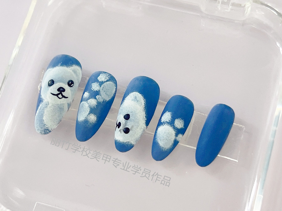 輕松熊美甲，南寧美甲訓(xùn)練課堂作品